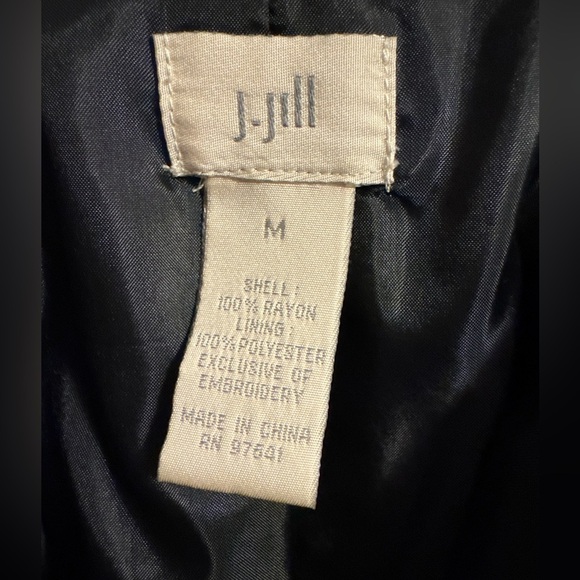 J JILL Women’s Black Embroidered Velvet Jacket Blazer Pockets BOHO - Picture 12 of 15